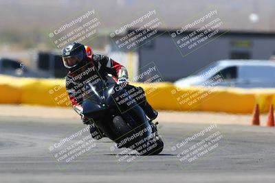 media/Mar-28-2022-Superbike Trackdays (Mon) [[b8603d0f67]]/Novice Group (1130am-12pm)/Turn 2/